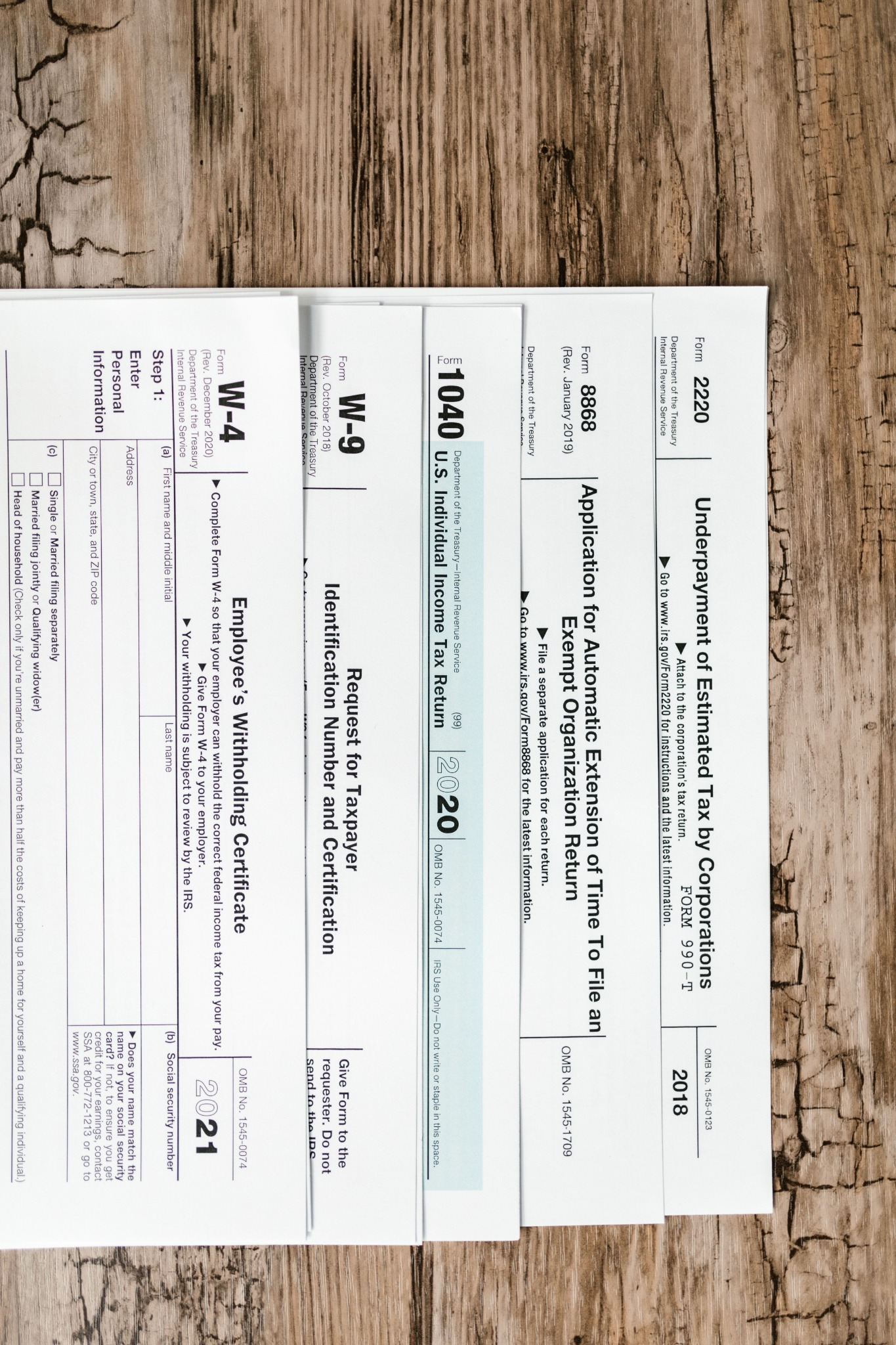 Tax time note on tax forms